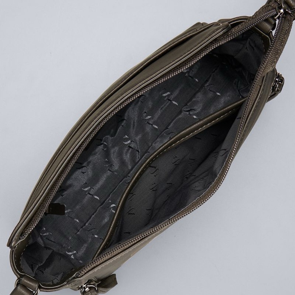 Vera Wang Quilted Crossbody Bag - Picture 3 of 6